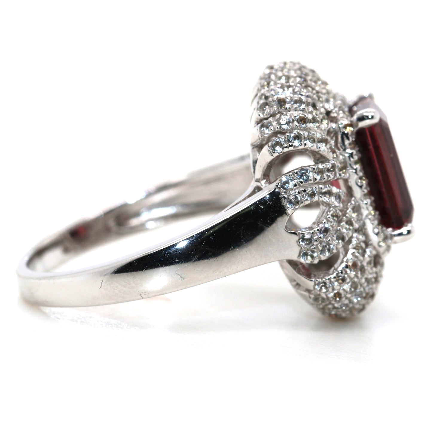 925 Silver / Wine Garnet / White Topaz Ring, 4.39 cts