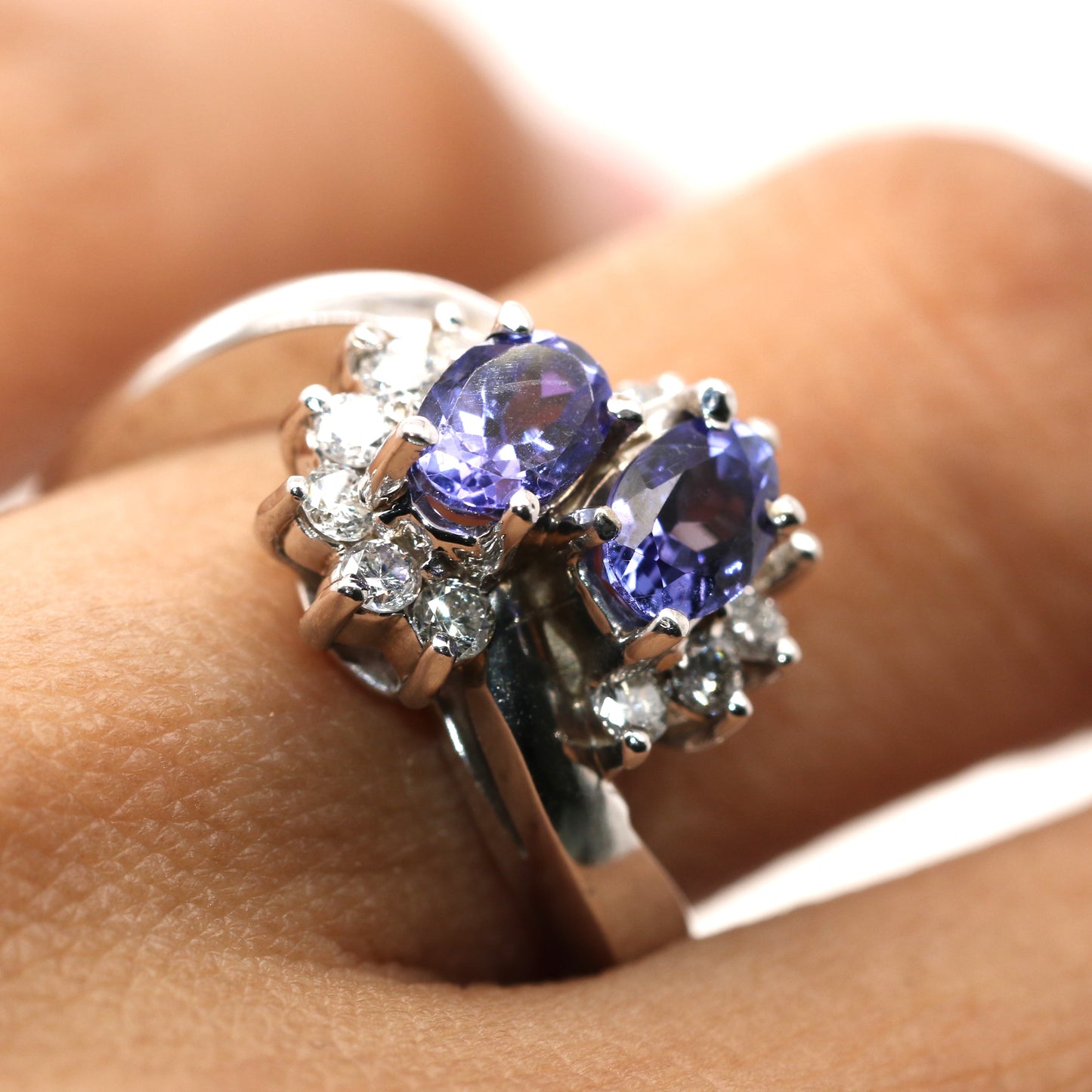 Tanzanite / Diamond White Gold Ring, 1.26 cts