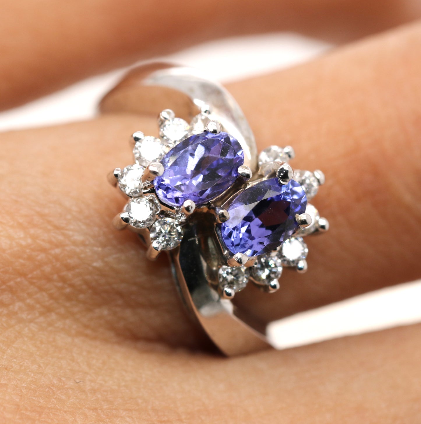 Tanzanite / Diamond White Gold Ring, 1.26 cts