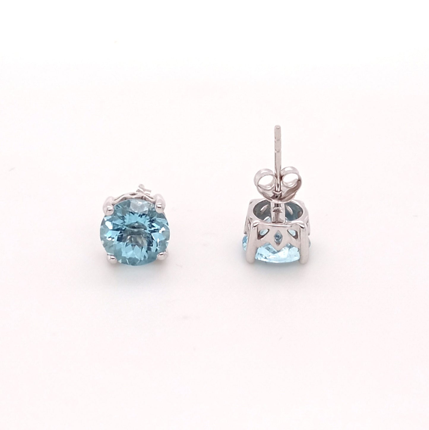 14K AQUAMARINE ROUND STUD EARRING 8MM, 3.34 CTS