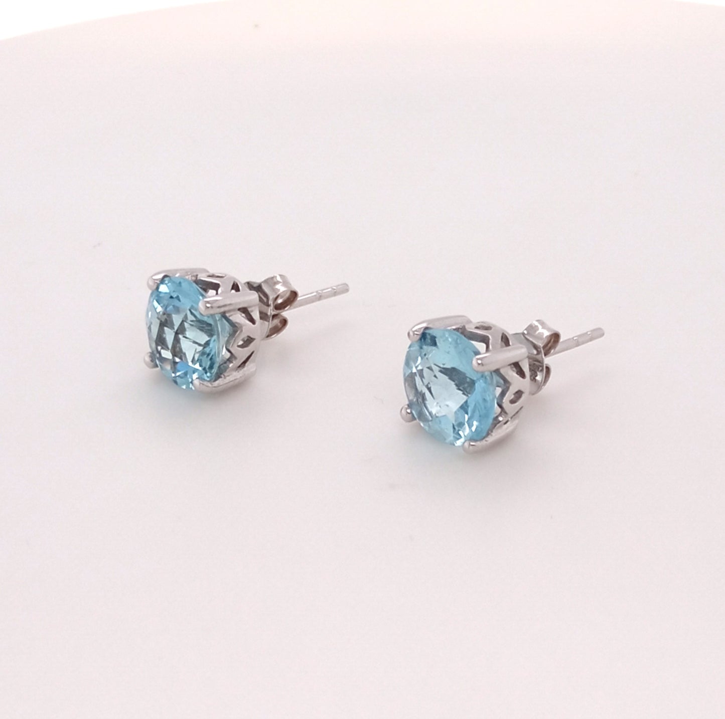 14K AQUAMARINE ROUND STUD EARRING 8MM, 3.34 CTS