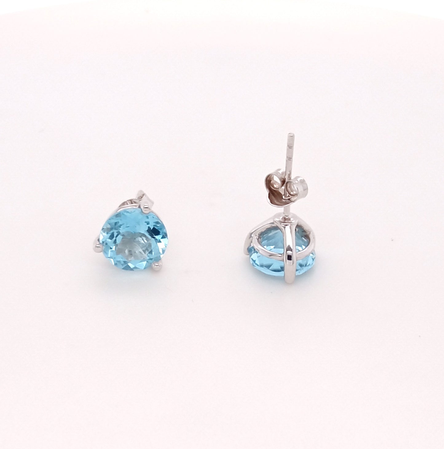 ELEGANT 14K AQUAMARINE ROUND STUD EARRING 8MM, 3.41 CTS